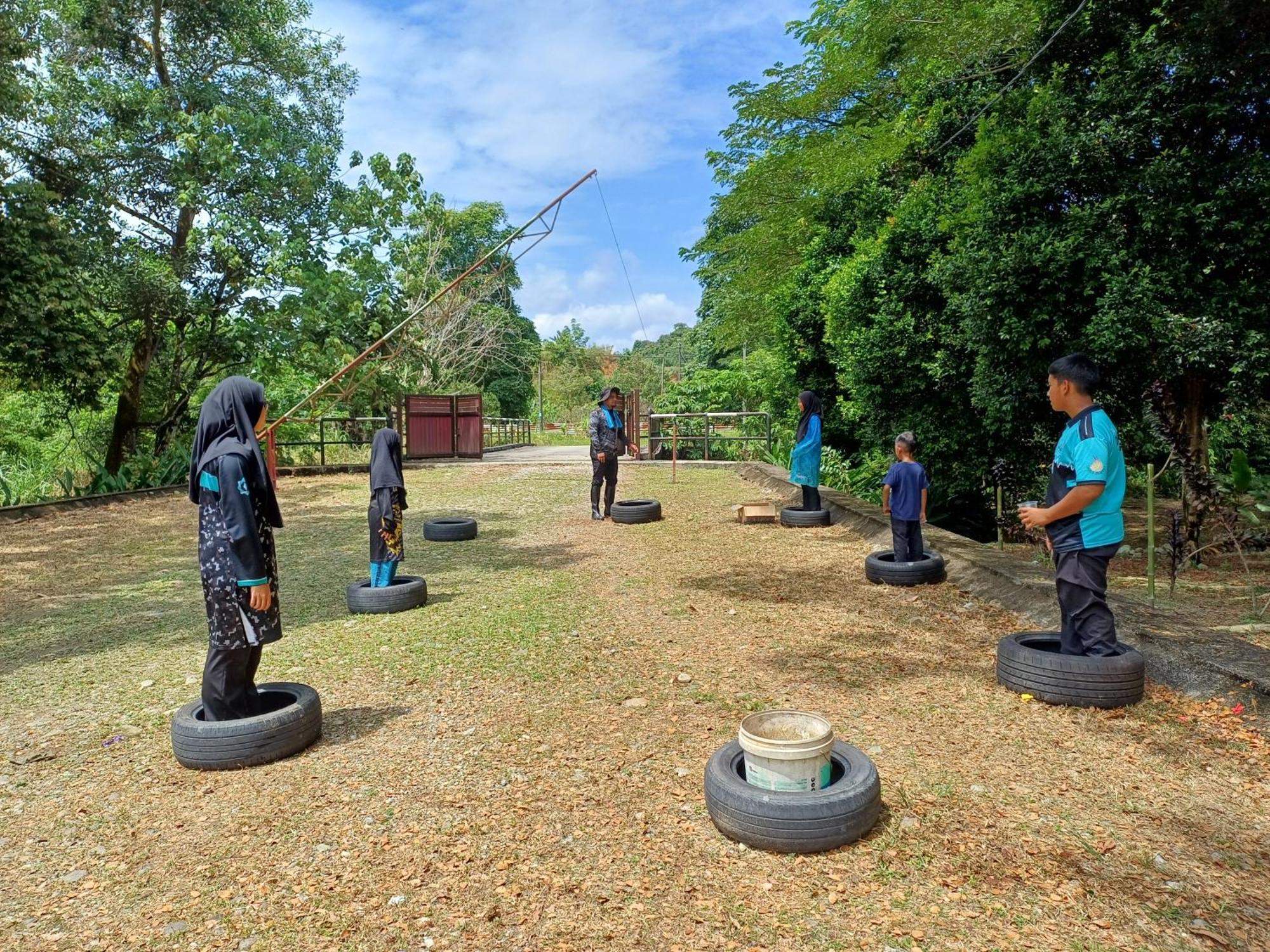 Lemuni Retreat & Training Centre - Kerling, Selangor Hotel Екстериор снимка