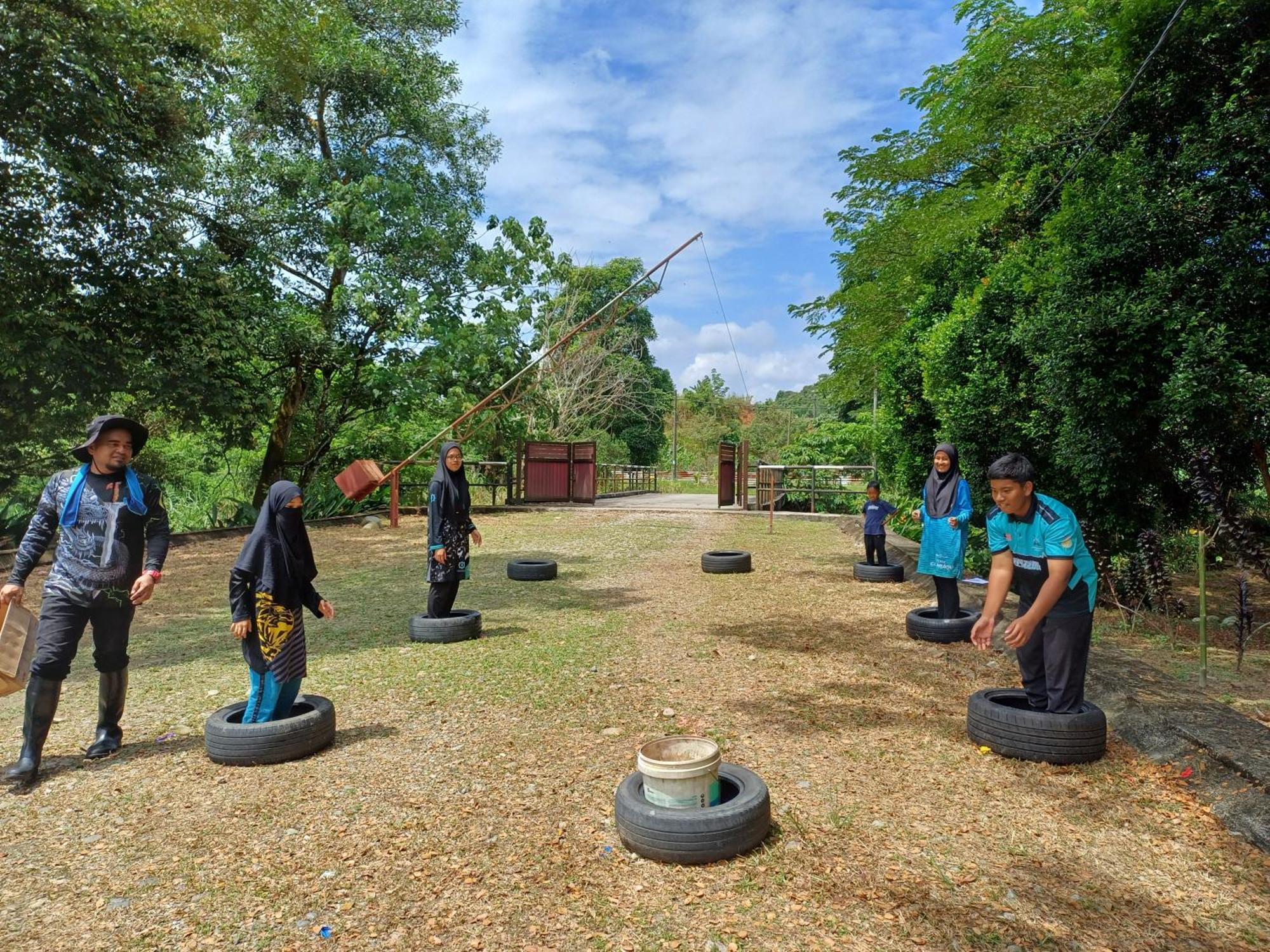 Lemuni Retreat & Training Centre - Kerling, Selangor Hotel Екстериор снимка