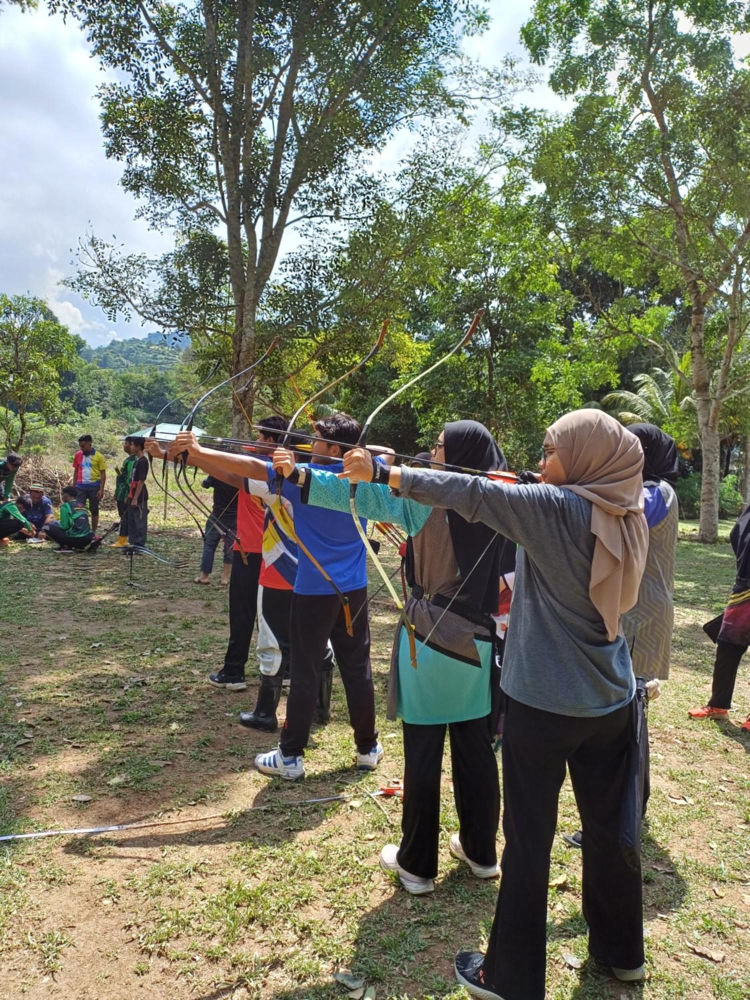 Lemuni Retreat & Training Centre - Kerling, Selangor Hotel Екстериор снимка