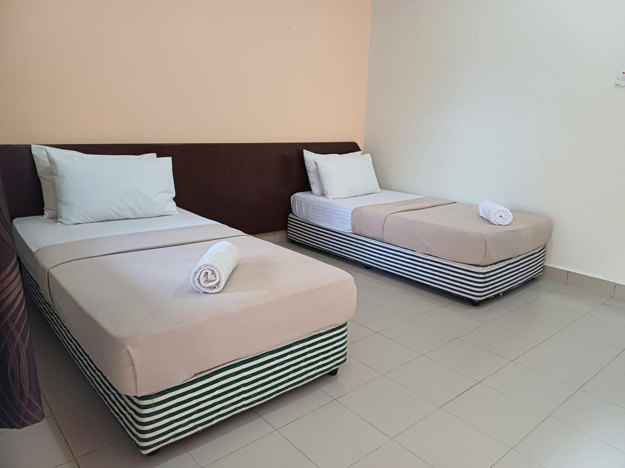 Lemuni Retreat & Training Centre - Kerling, Selangor Hotel Екстериор снимка